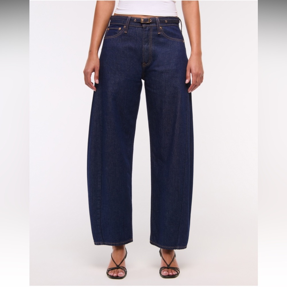Abercrombie Mid Rise Barrel Jeans